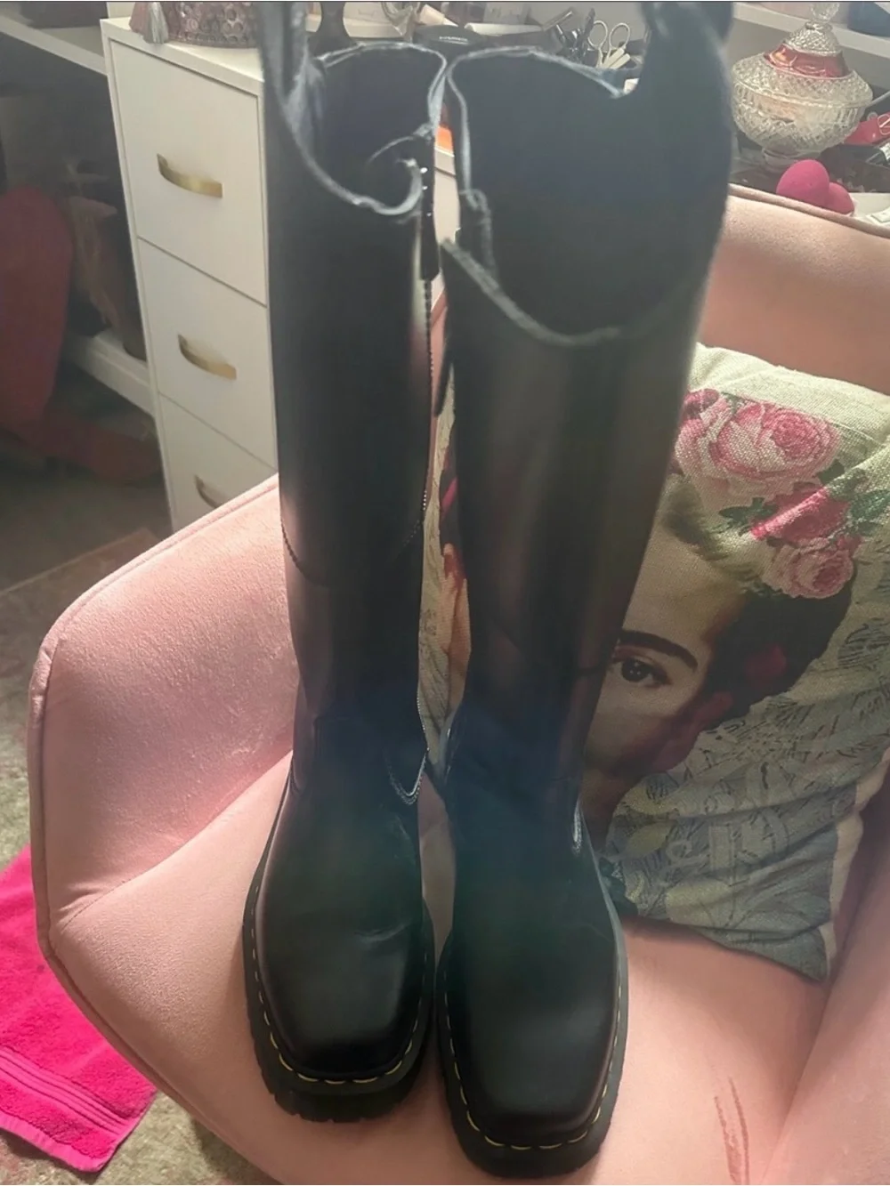 Dr Martens Amaayah knee high boots NWOT